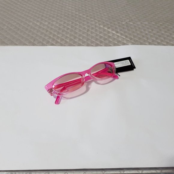 EUC Adam Selman x Le Specs The Crush pink mirror splice lens sunglasses - Picture 7 of 12